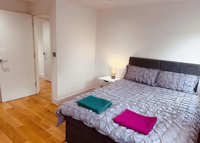 3 Bed 2 Bath Apartment Near Greenwich Park 6 Guests Maximum