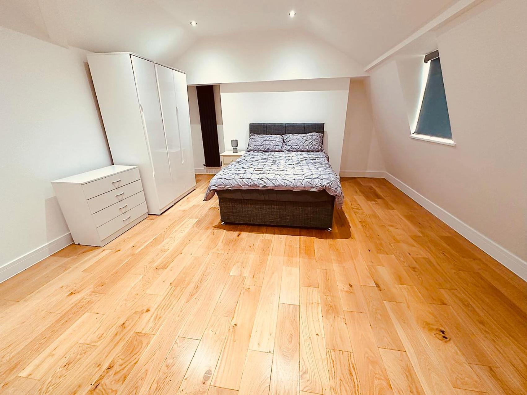 3 Bed 2 Bath Near Greenwich Park 6 Guests Maximum * London